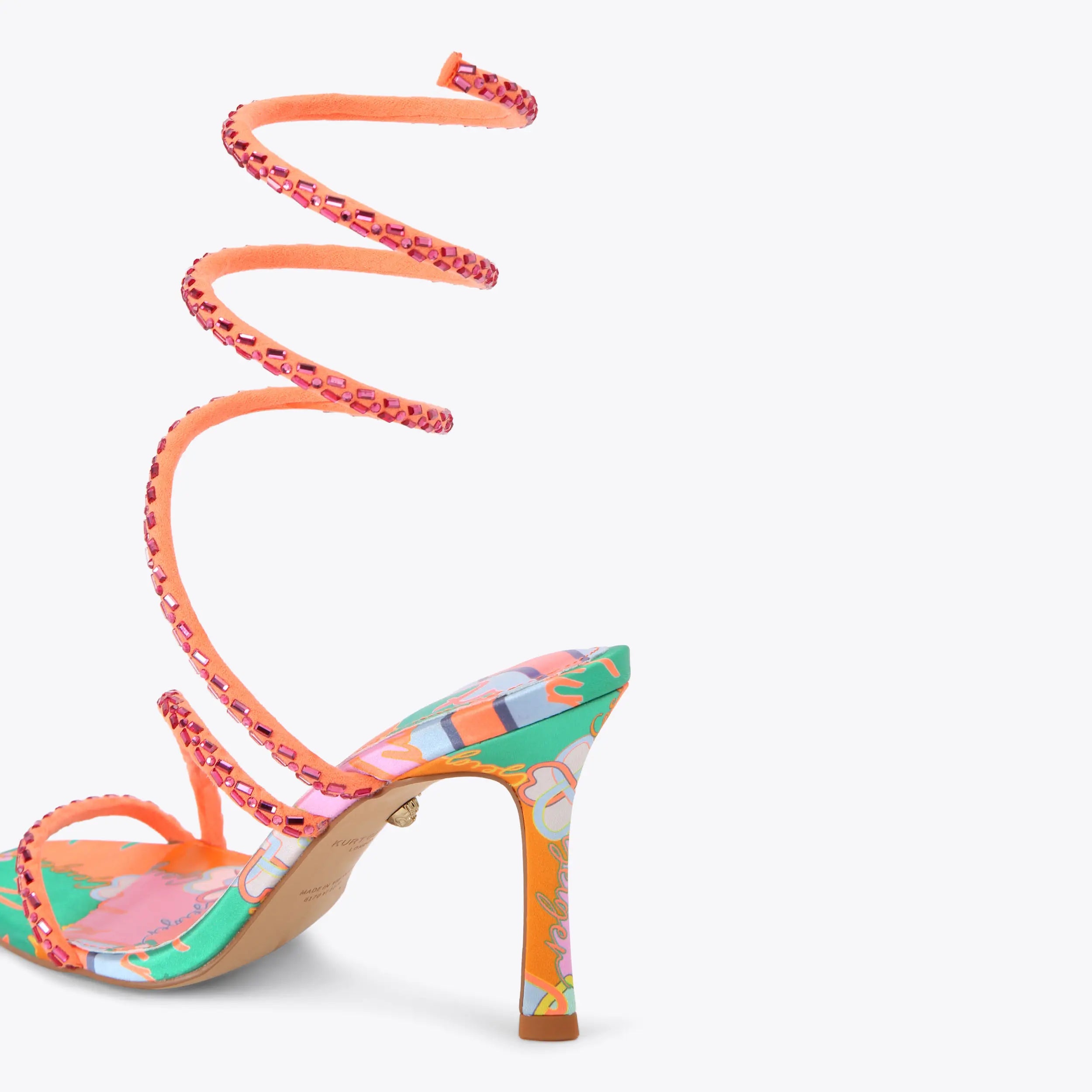 SPIRAL ASYMMETRIC HEEL