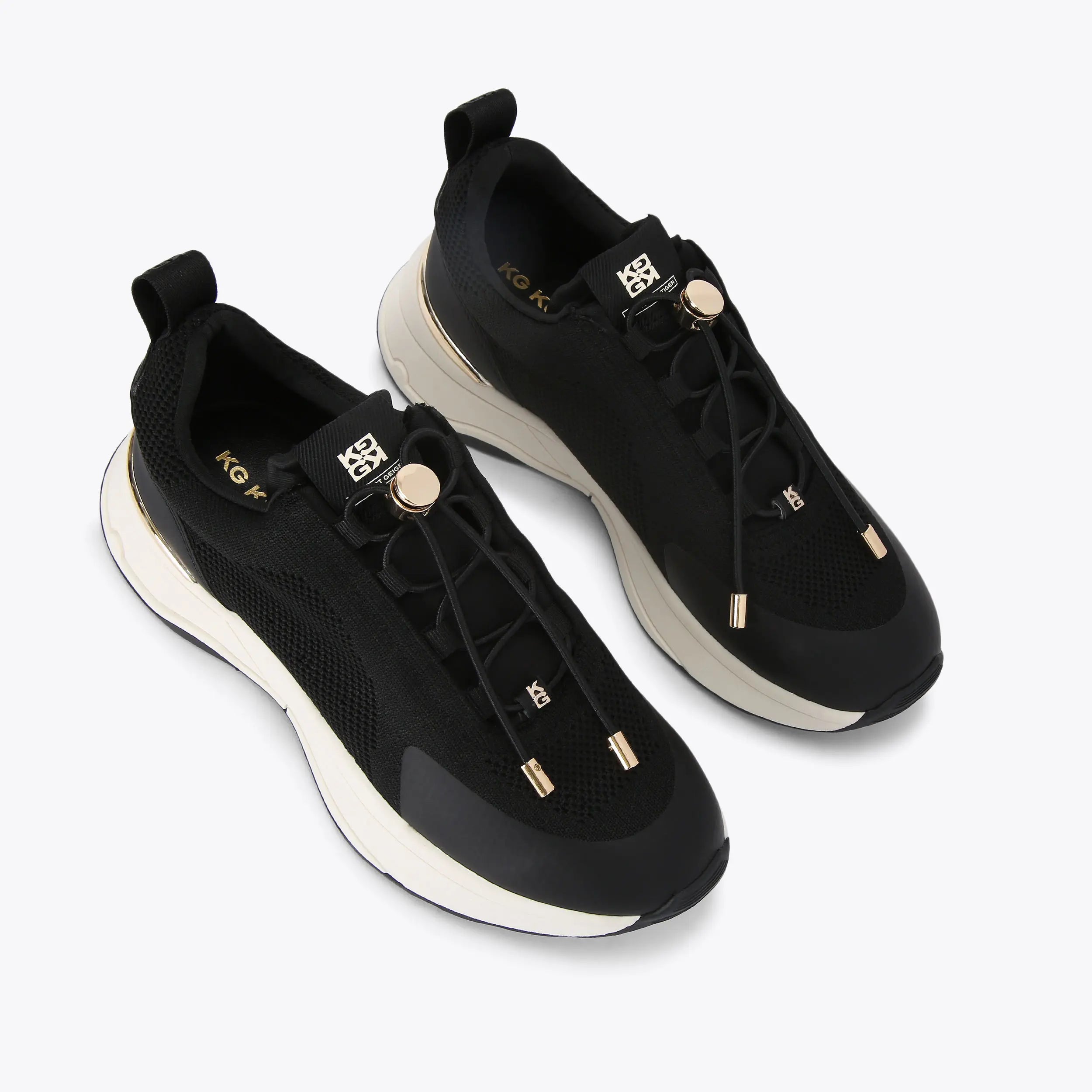 LINK TOGGLE SNEAKER
