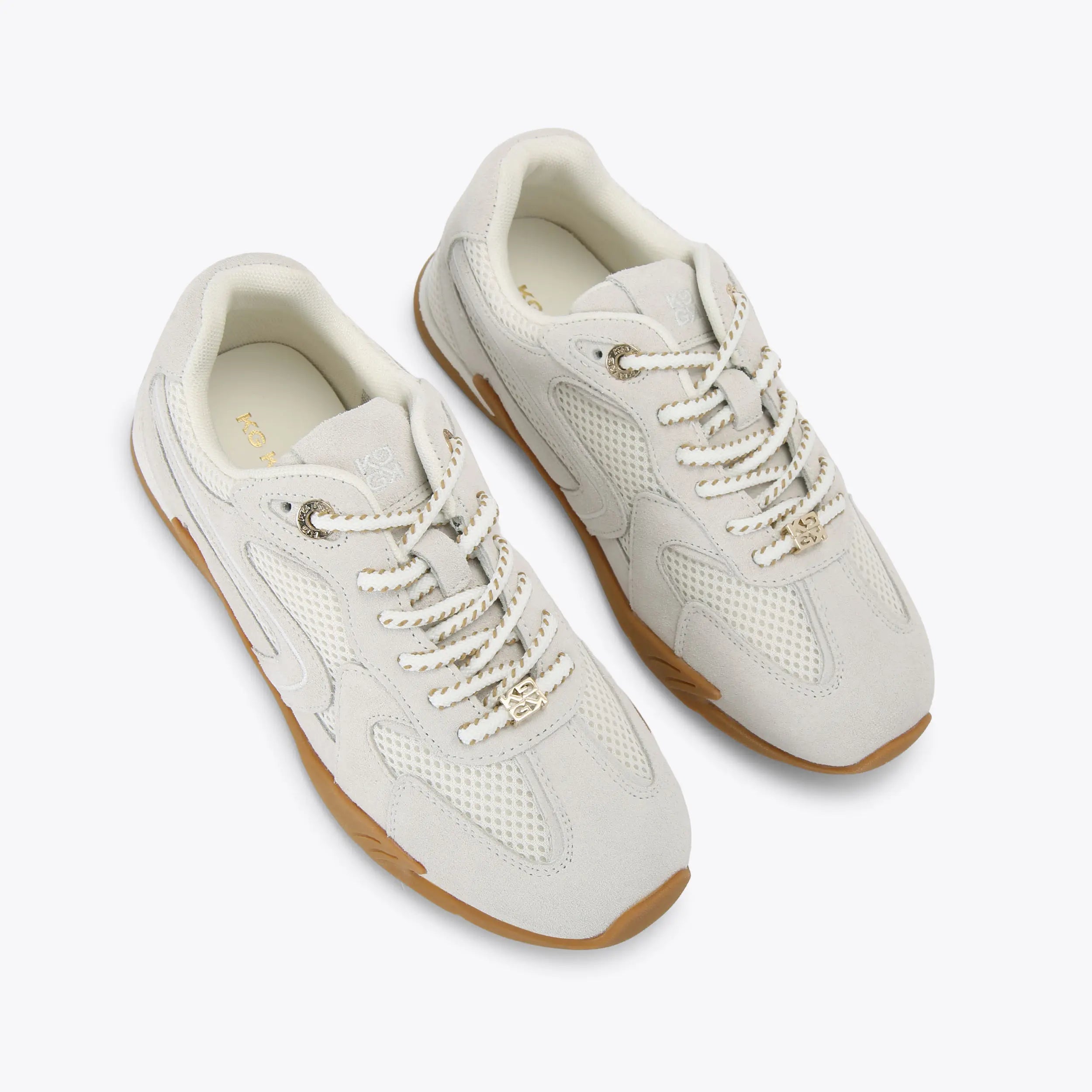 LATHER SNEAKER